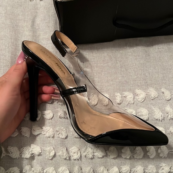 Heels - Picture 1 of 4